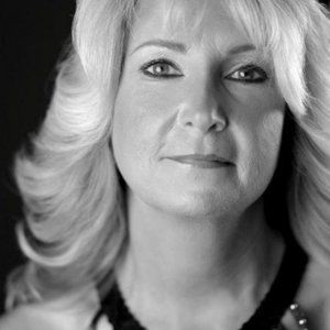 Meet your Posher, Gina